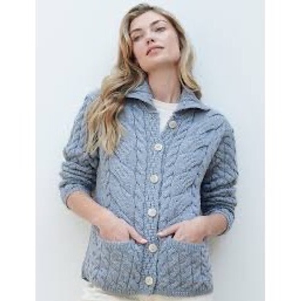 Aran Woollen Mills Super Soft Merino Wool Cardigan Gray B940 XS Made in Ireland